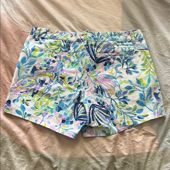Floral Print Women's Shorts - Picture 5 of 5